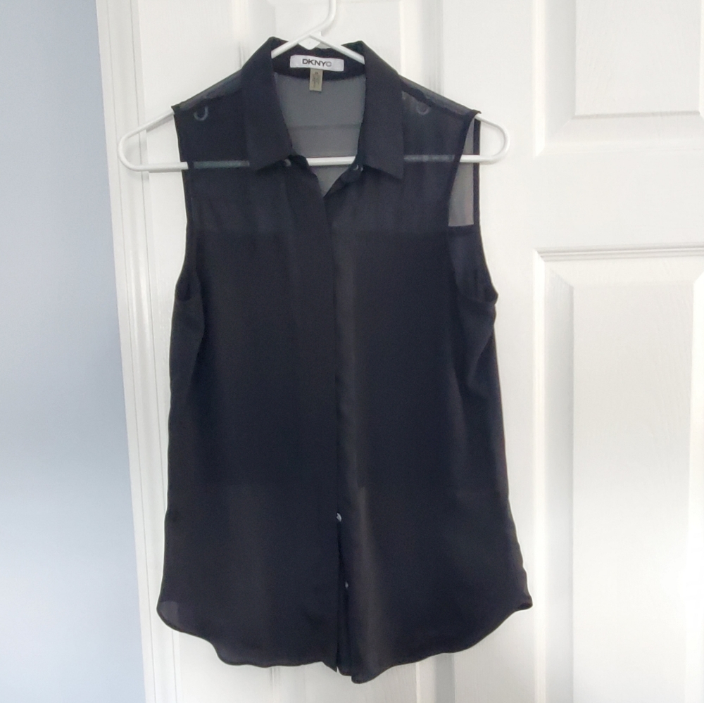 DKNY black top. xs.